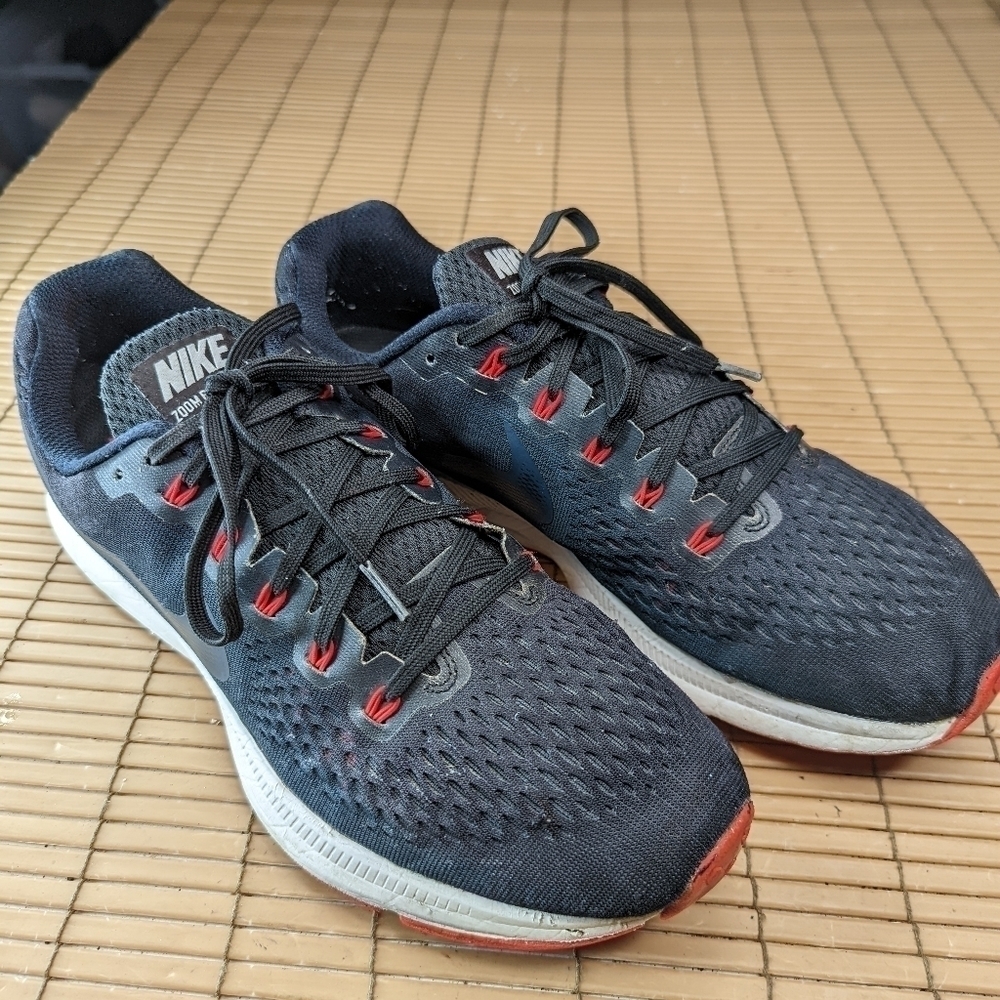 Nike Mens Air Zoom Pegasus 34 880555-014 Black Running Shoes Sneakers Size 11.5